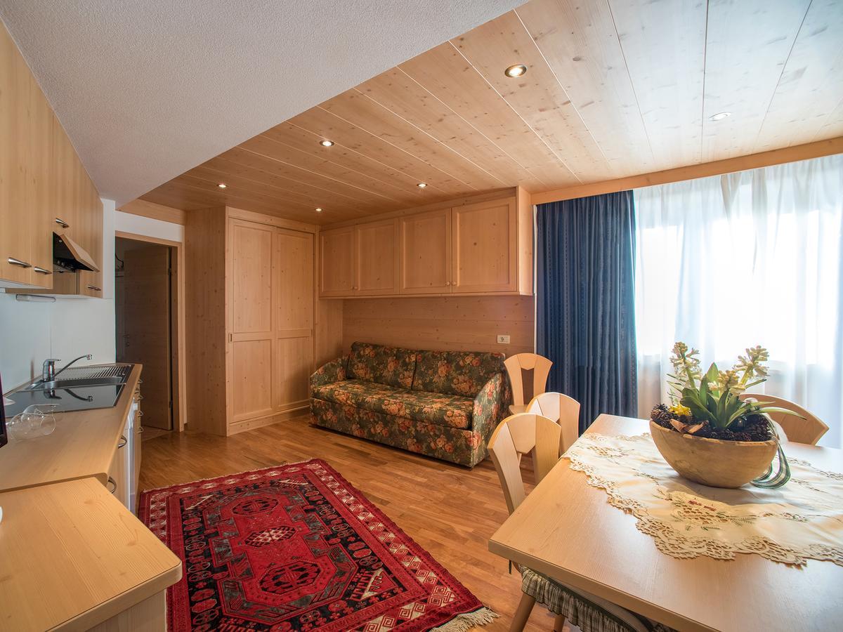 Salvan Aparthotel 3*